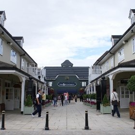 Bicester Village - yl_ksa