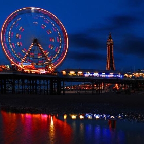 Central Pier, Blackpool - Andrew_D_Hurley