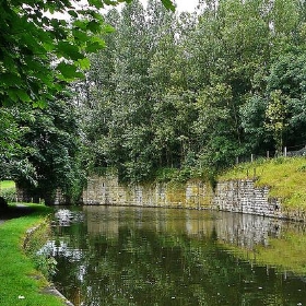 Leeds and Liverpool Canal, Burnley - Tim Green aka atoach