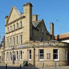 Station Hotel, Dewsbury - Tim Green aka atoach