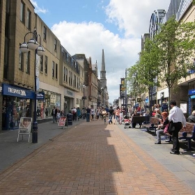 Dunfermline high street - Berto Garcia