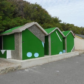 Folkestone Triennial, '18 Holes' by Richard Wilson - Loz Flowers