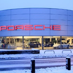 008 - Guildford Porsche dealership - MrB-MMX