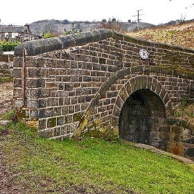 Waring Bridge on the Huddersfield Narrow Canal - Tim Green aka atoach