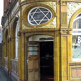 Alexandra Hotel, Hull - D H Wright