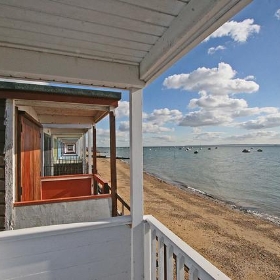 Beach huts, Southend on Sea - exfordy