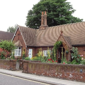 Beflowered house in St. Albans - access.denied