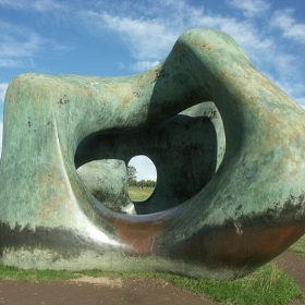 Henry Moore at YSP - polandeze