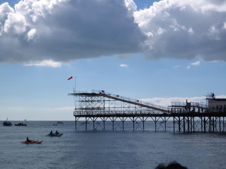 Bognor pier - Birdman of Bognor 2010