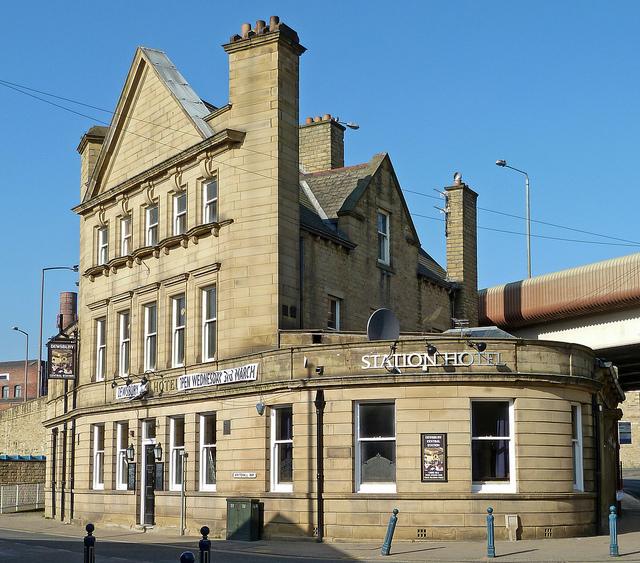 Station Hotel, Dewsbury
