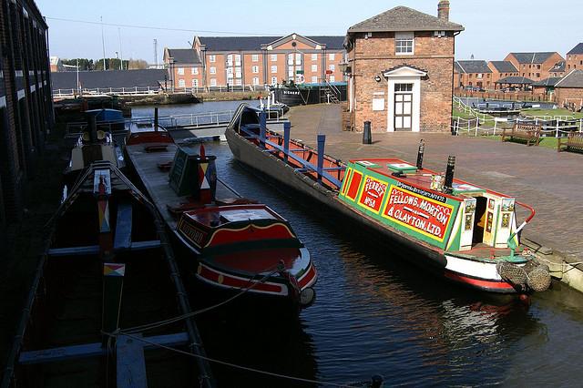 Working Boats - Gifford & Ferret