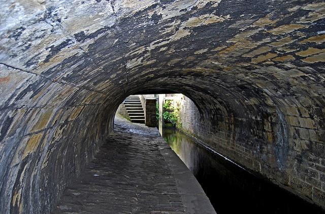 Tunnel