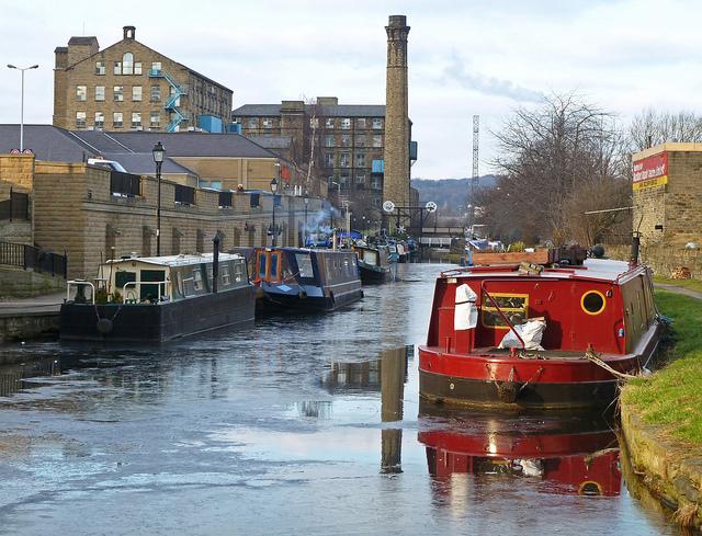Huddersfield Broad Canal