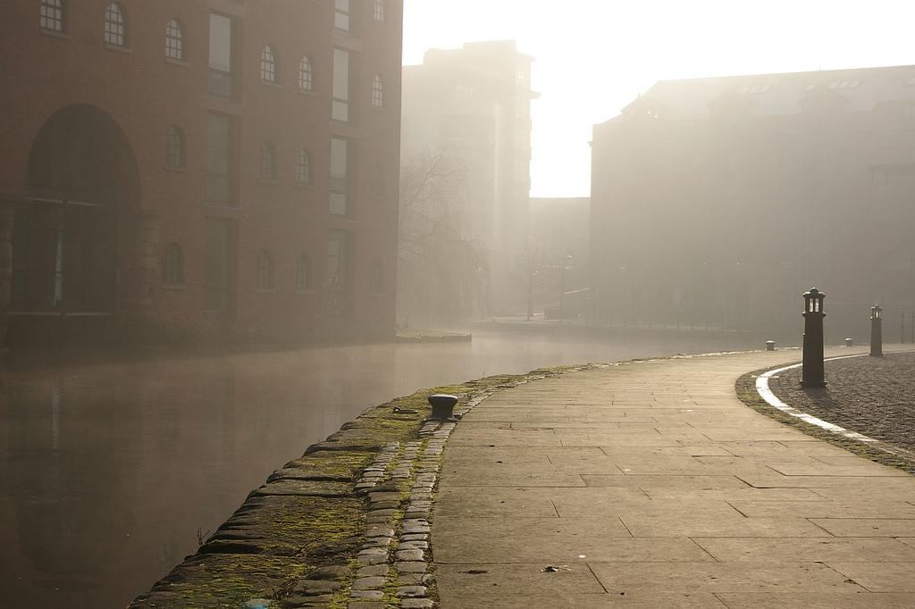 Manchester Mist